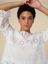 Blusa in sangallo image number 2