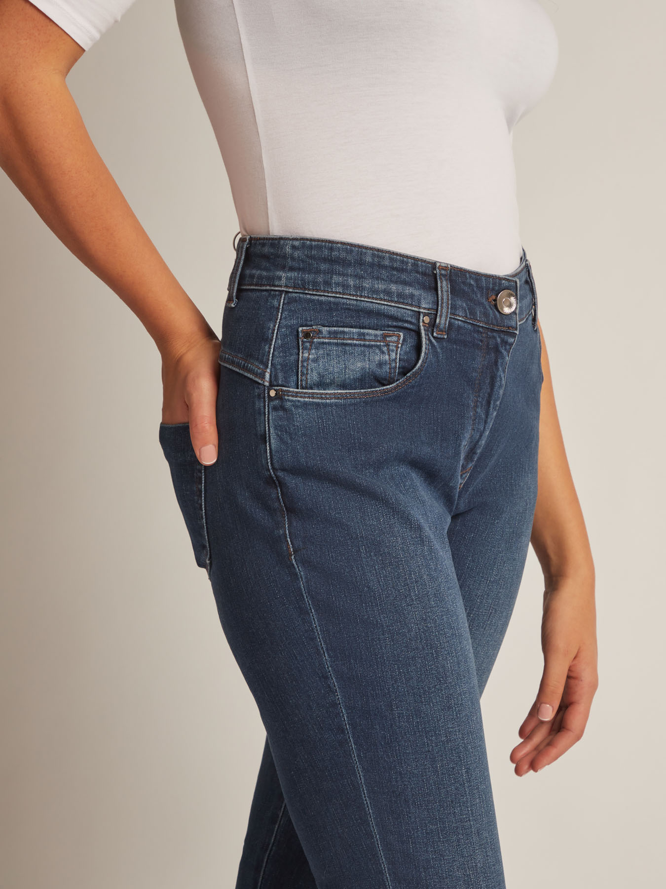 SKINNY JEANS, STRETCH DENIM 9.5 OZ image number 4