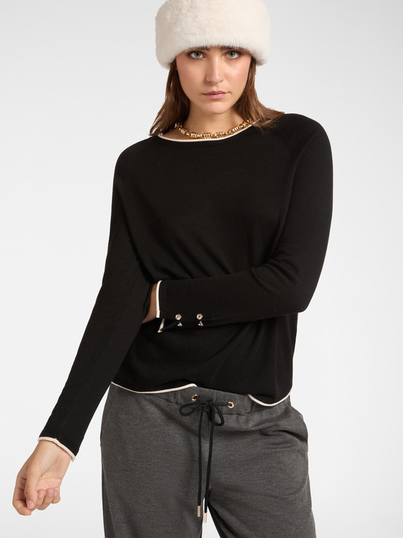 Pullover mit Kontrastkante