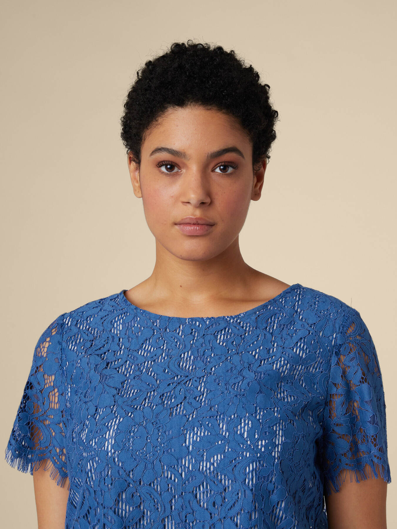 TOP EN DENTELLE image number 3