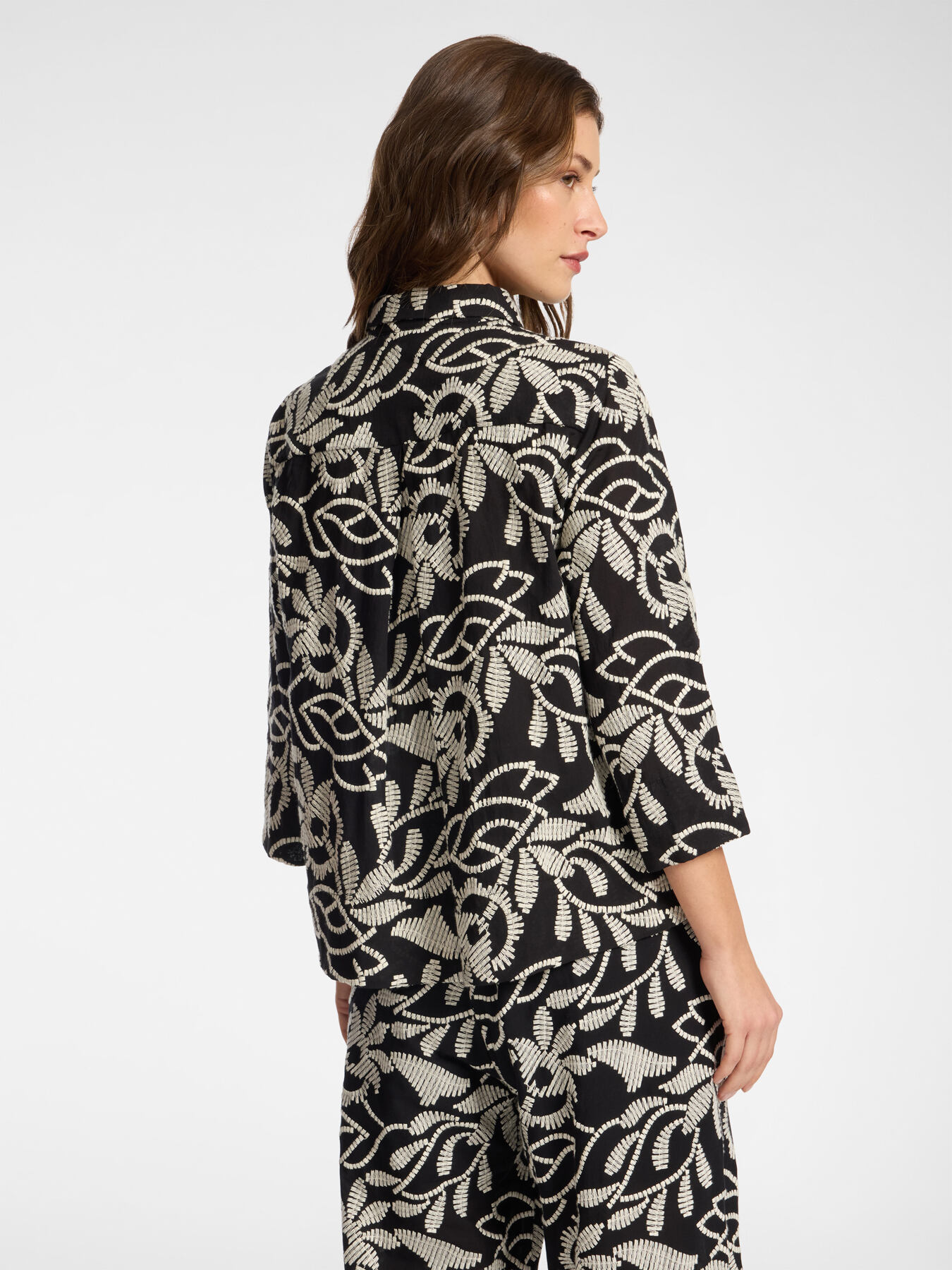Camicia in cotone ricamato image number 1