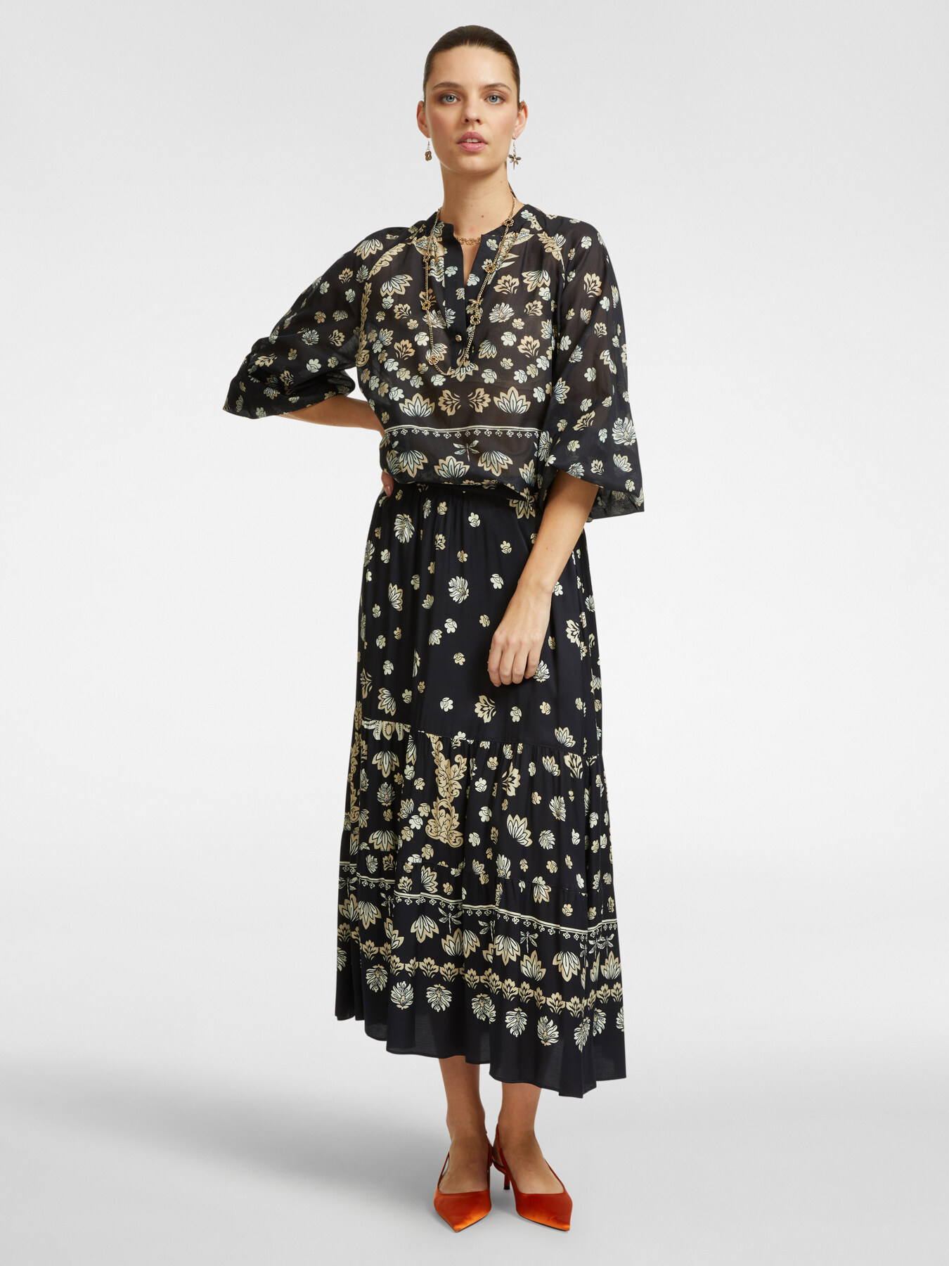 Blusa stampata in mussola di cotone image number 2