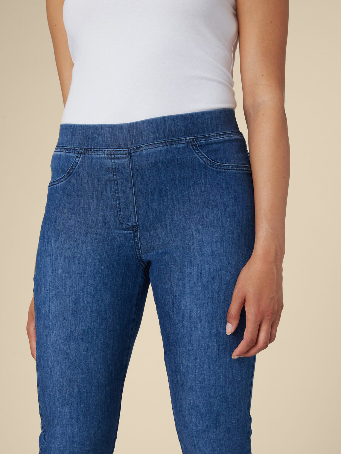 Denim capri jeggings 6.75 OZ - Elena 