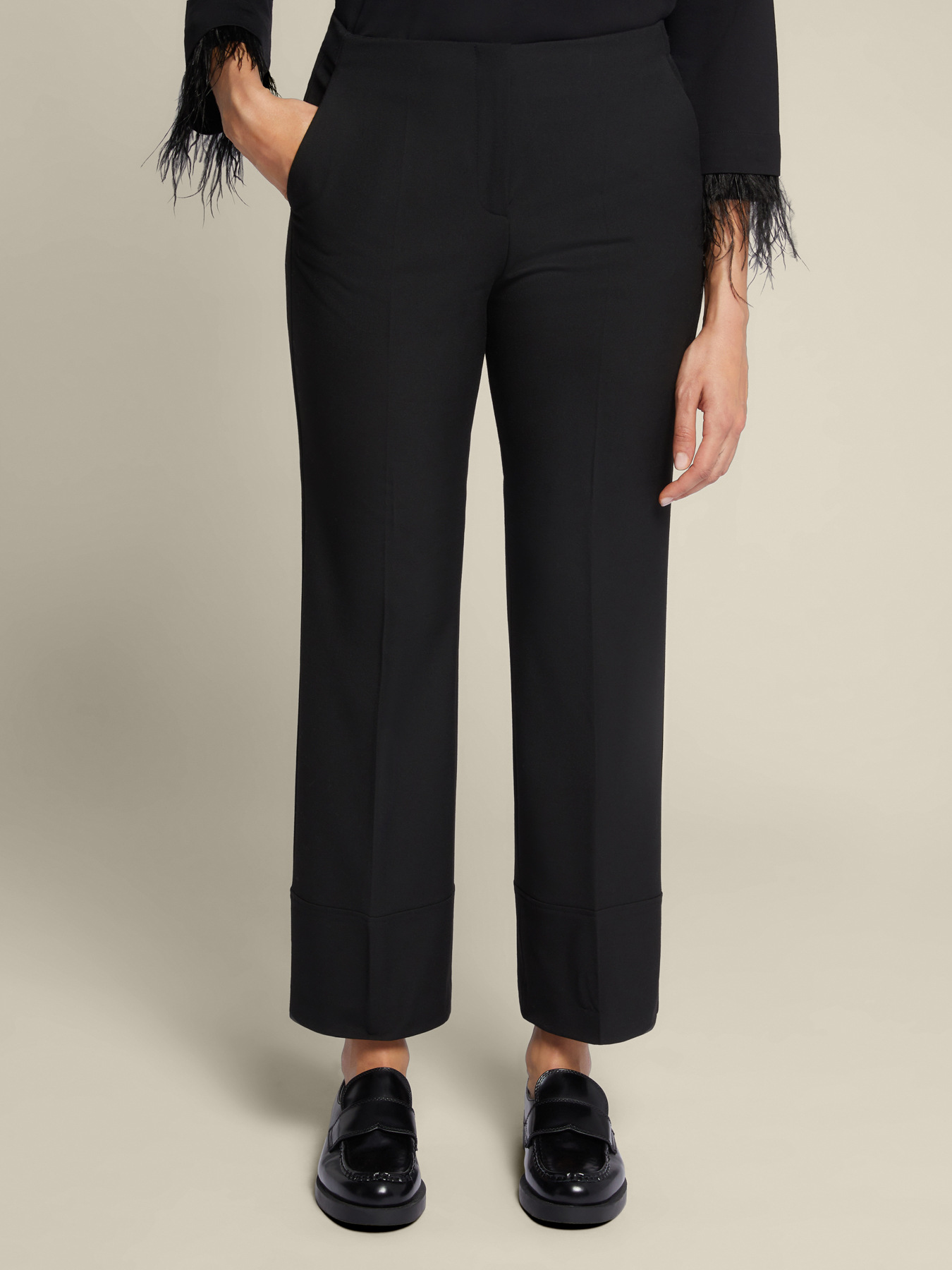 Pantalones kick flare image number 2