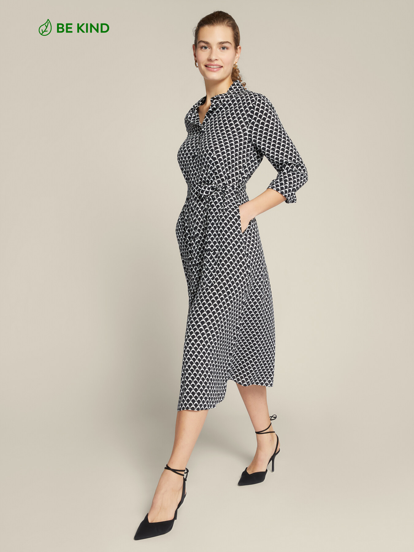 Vestido camisero estampado con fajín image number 0