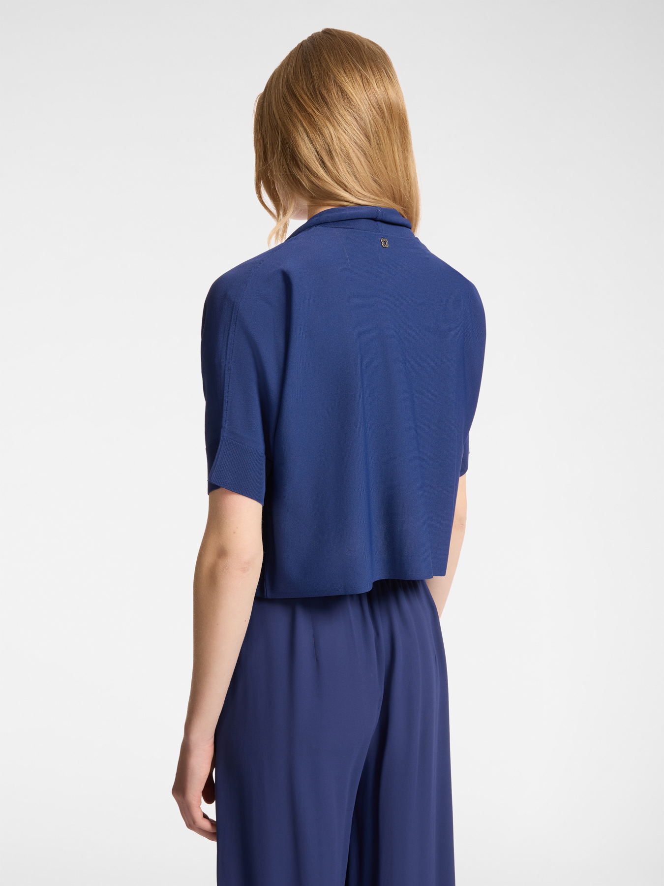 Coprispalle in tricot image number 1