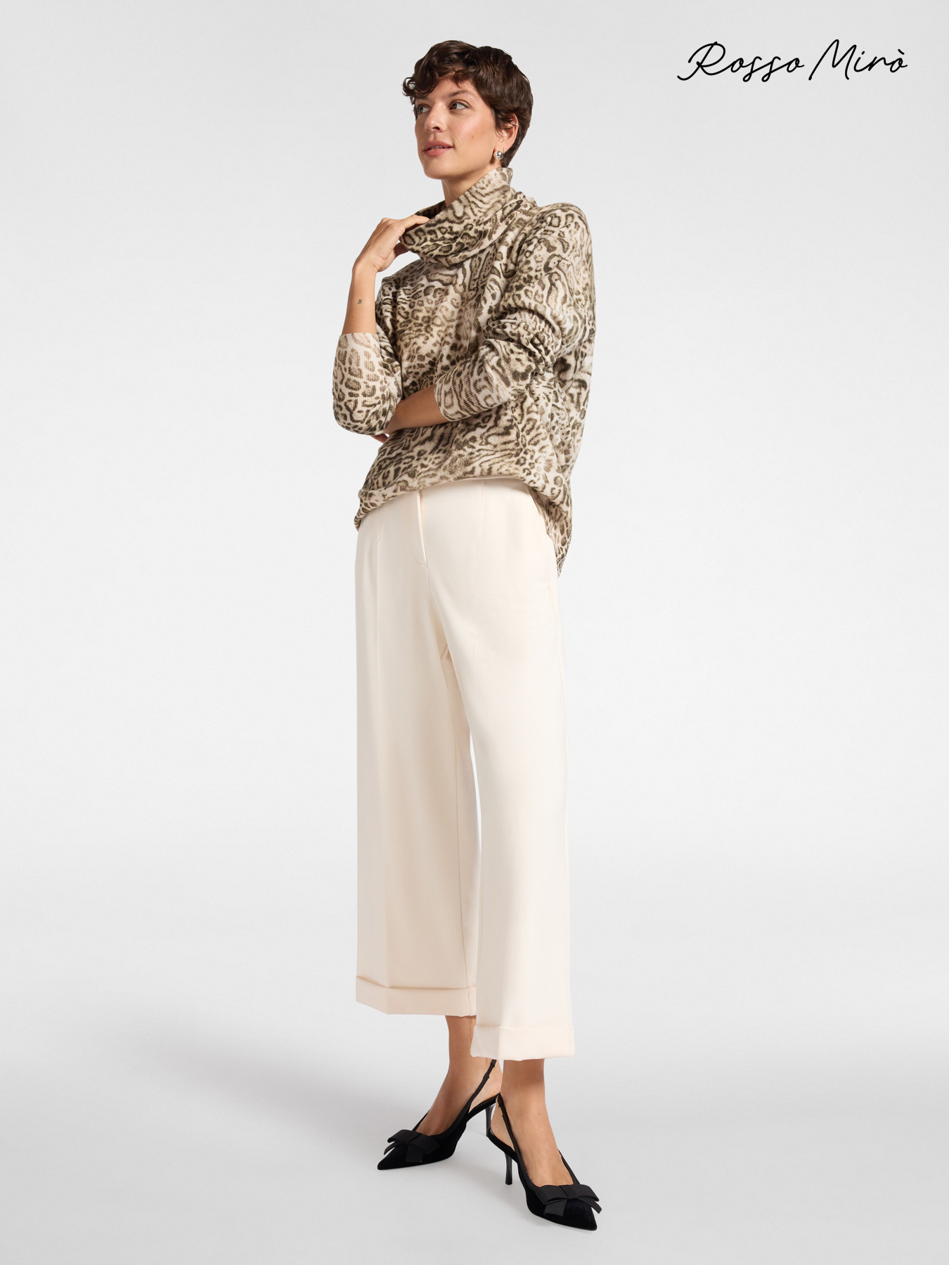 Chino avec revers en bas image number 0