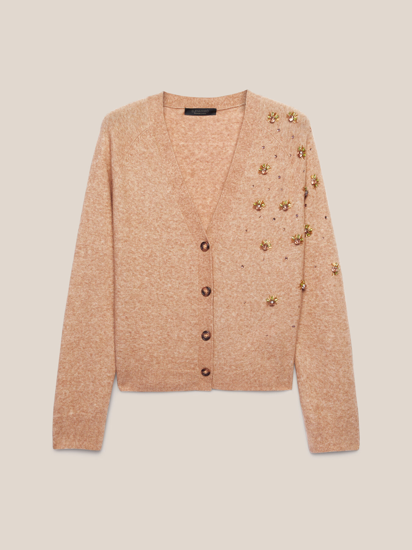 Cárdigan bordado image number 4