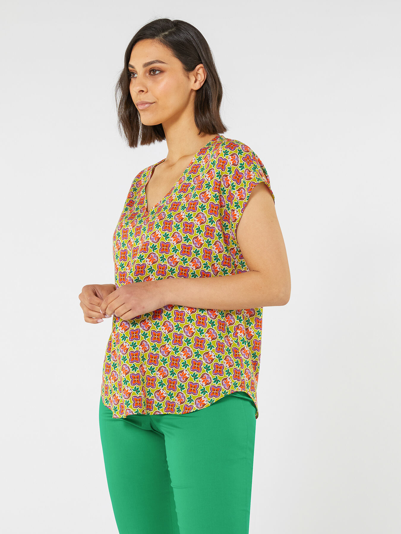 Bluse mit Ethno-Druck image number 2