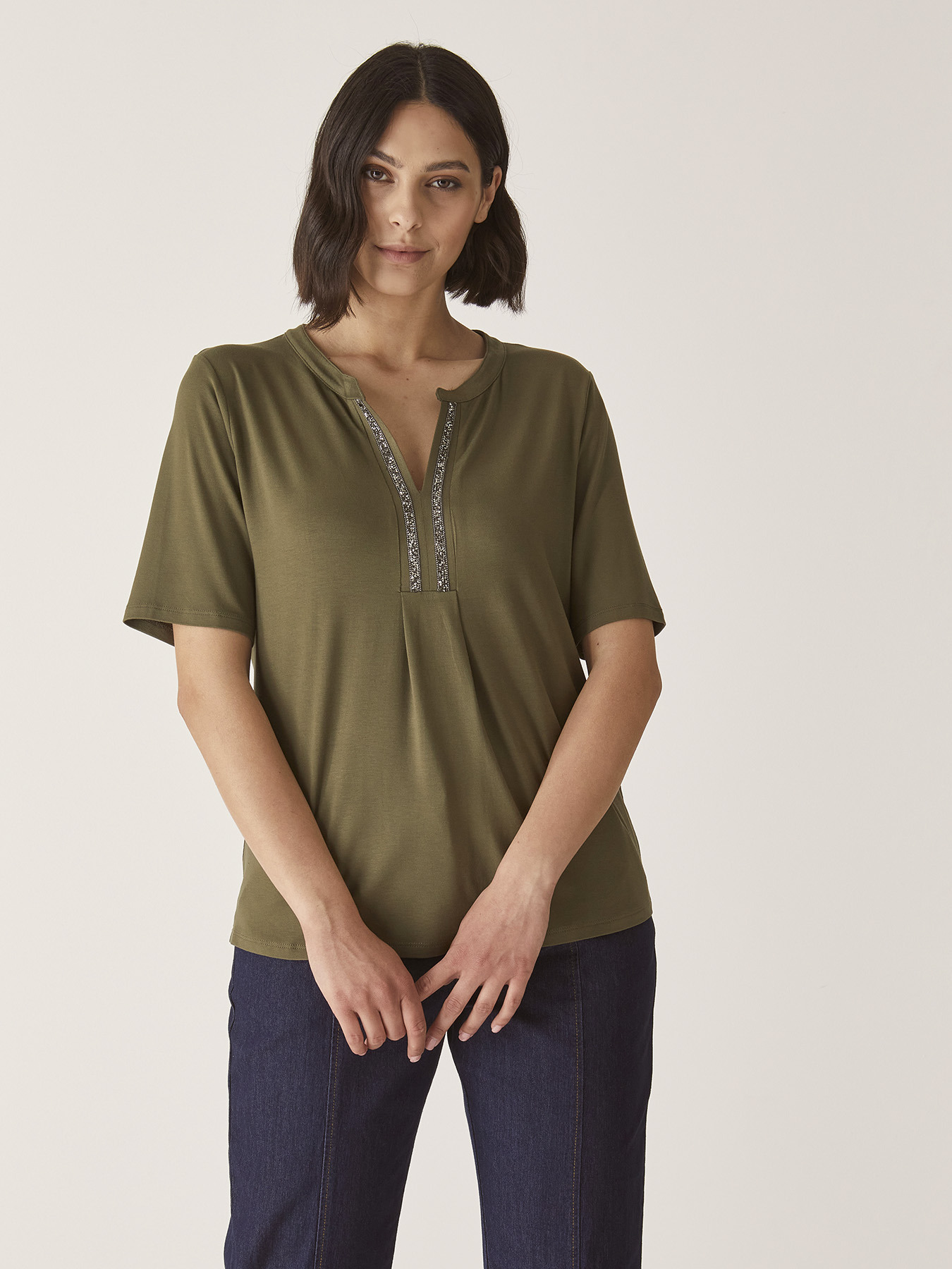 T-shirt with crystal trims image number 0