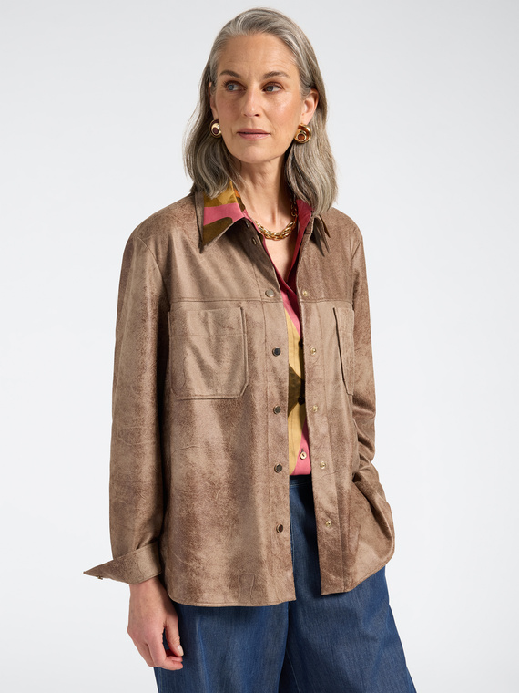 Veste d&eacute;structur&eacute;e effet us&eacute;