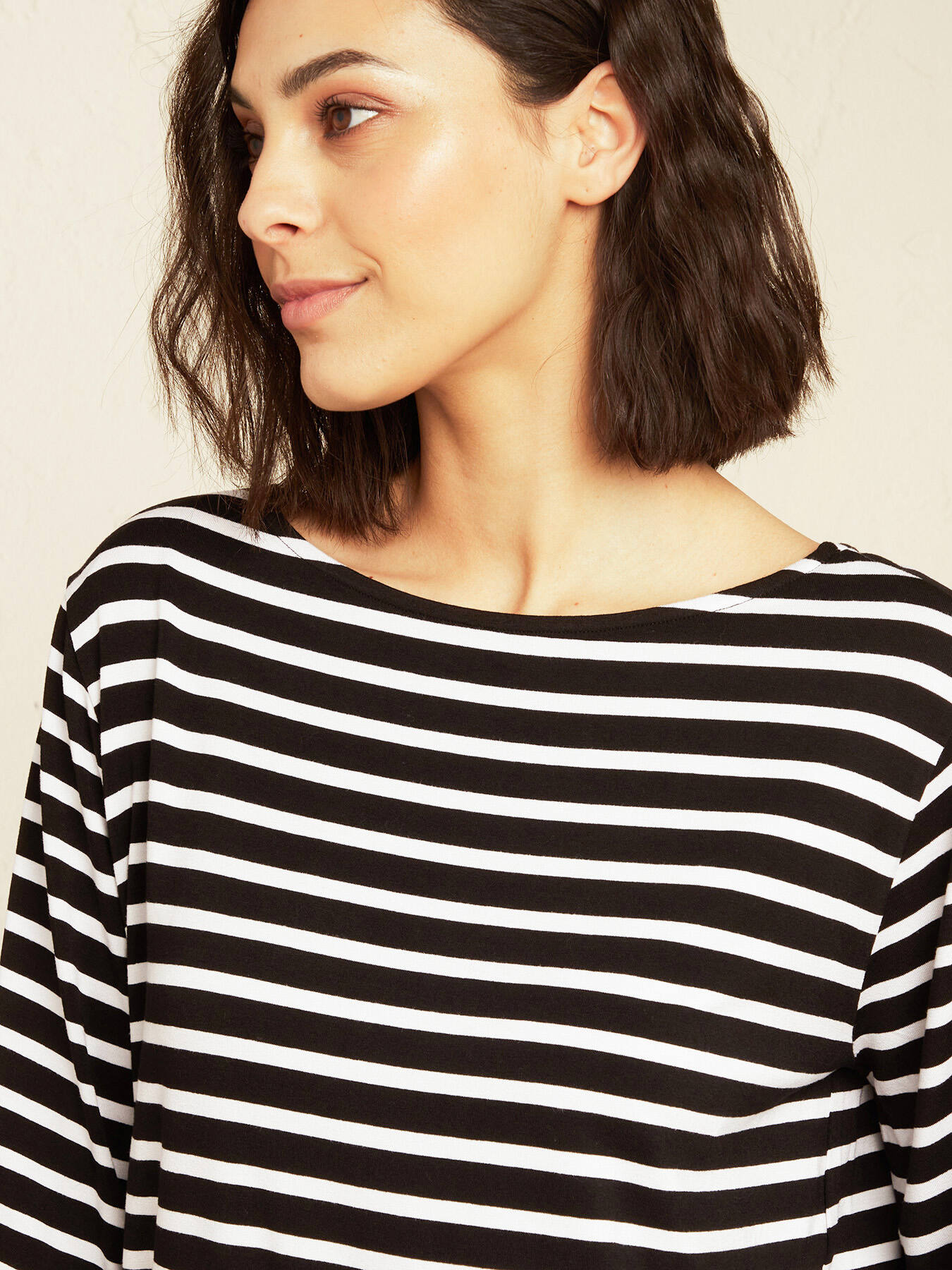 Camiseta de rayas en viscosa image number 3