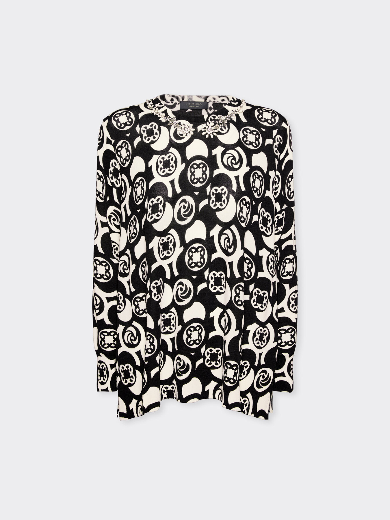 Printed sweater with embroidery image number 4