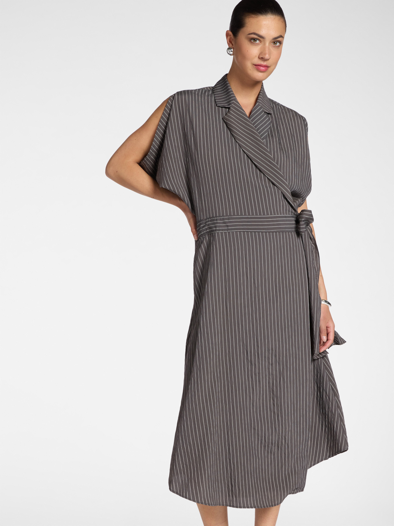 Robe chemise en m&eacute;lange modal ray&eacute; image number 0