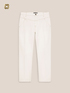 Pantaloni slim fit con impunture a contrasto image number 4