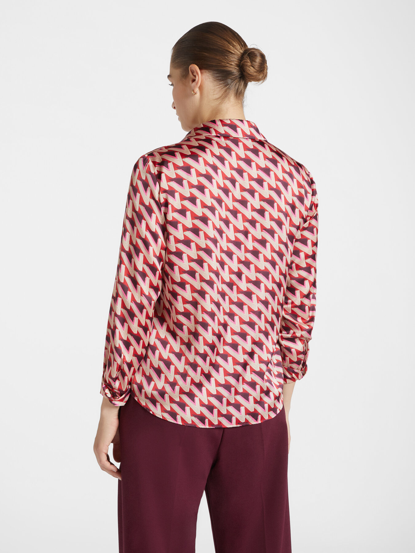 Printed shirt image number 1