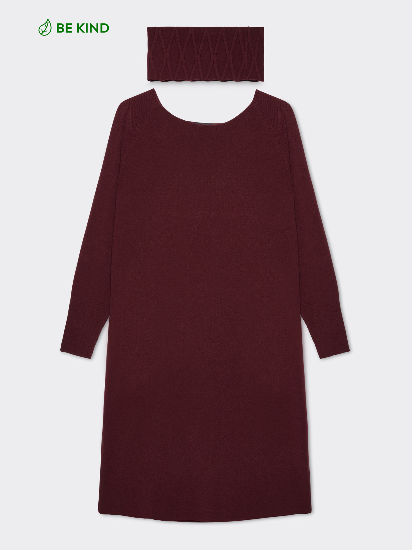 Knitted dress with detachable collar image number 4