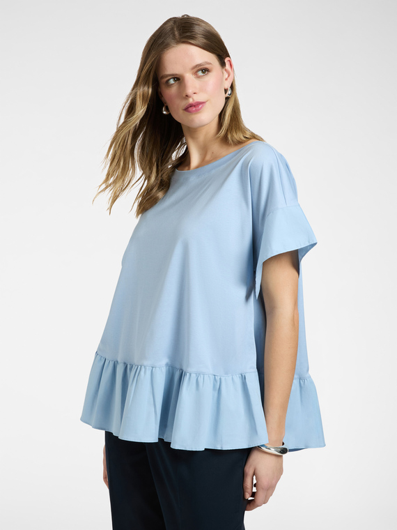 T-shirt con volant al fondo