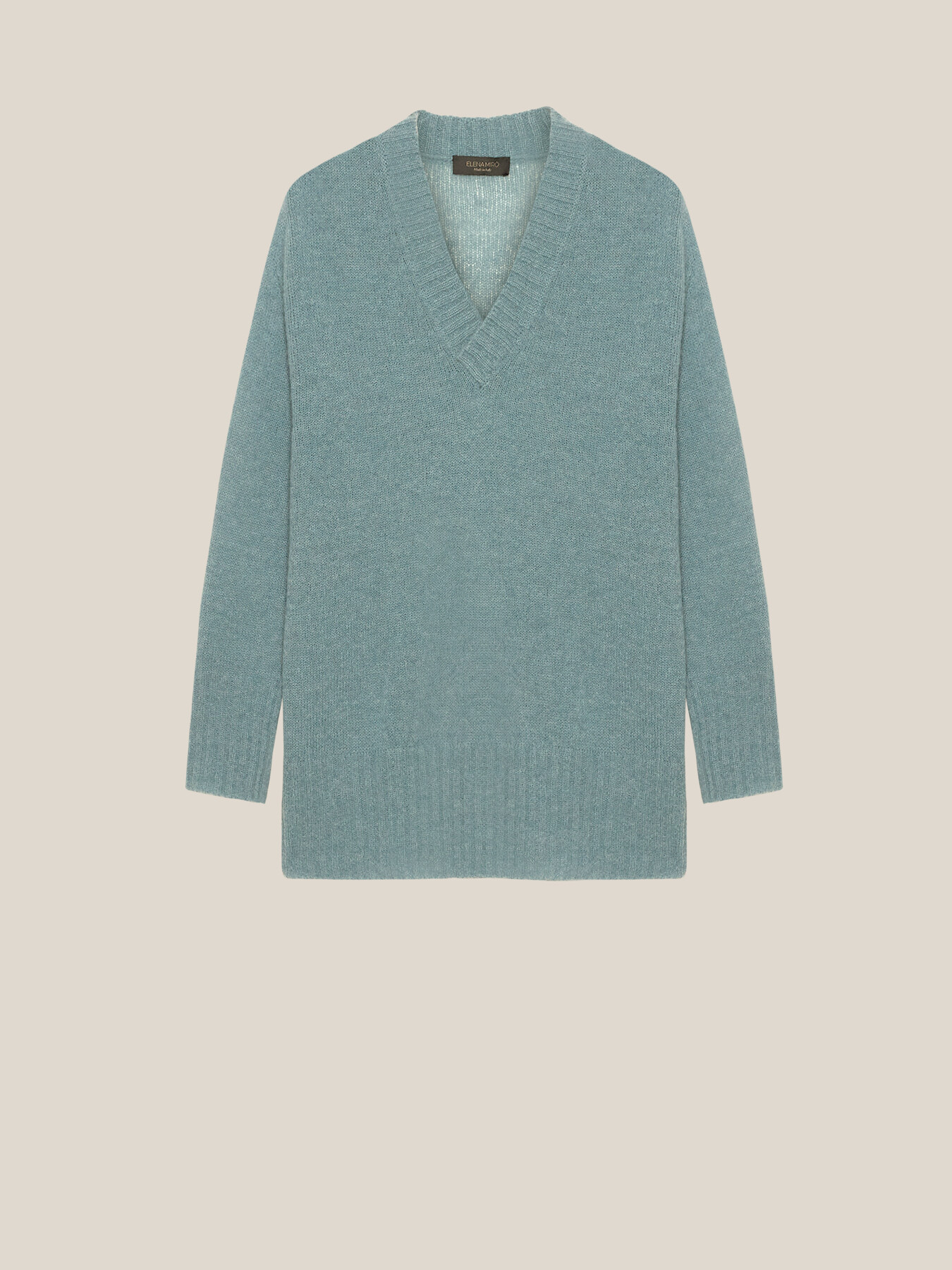 JERSEY ESCOTE DE PICO CON ABERTURAS DE ALPACA PERCHADA image number 4