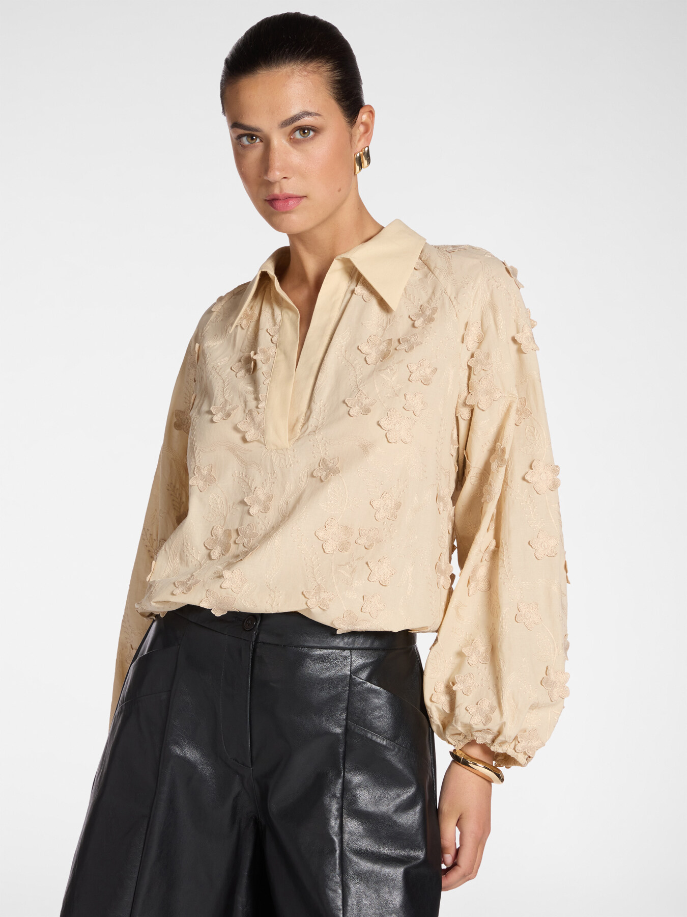 Cotton voile blouse with embroidery