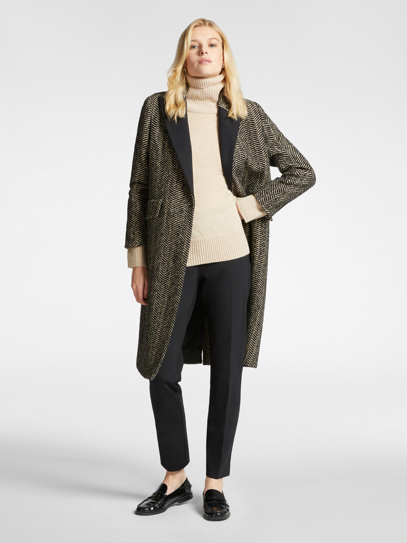 Pure wool turtleneck sweater image number 2