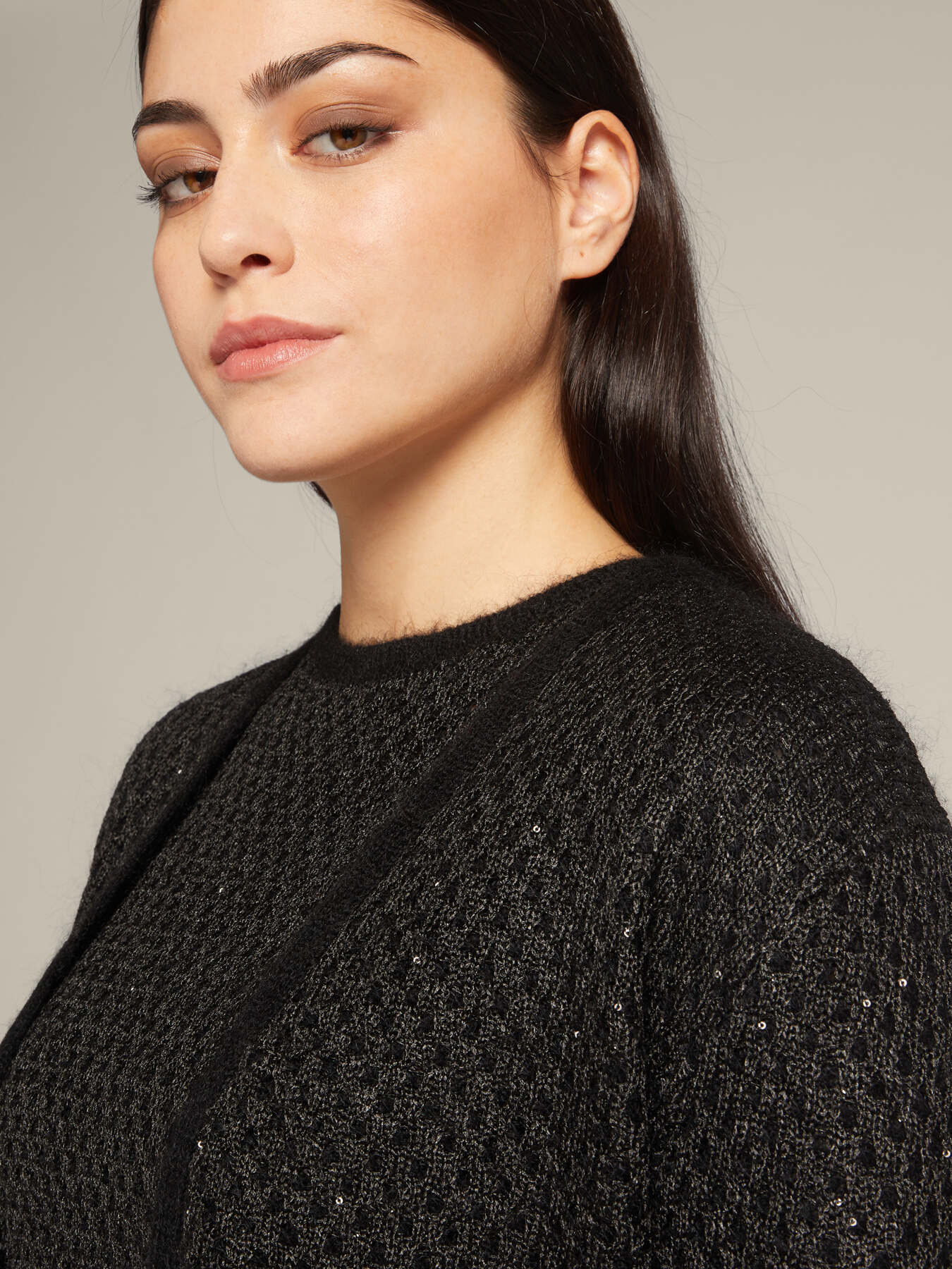 Cardigan court en mohair à paillettes image number 3