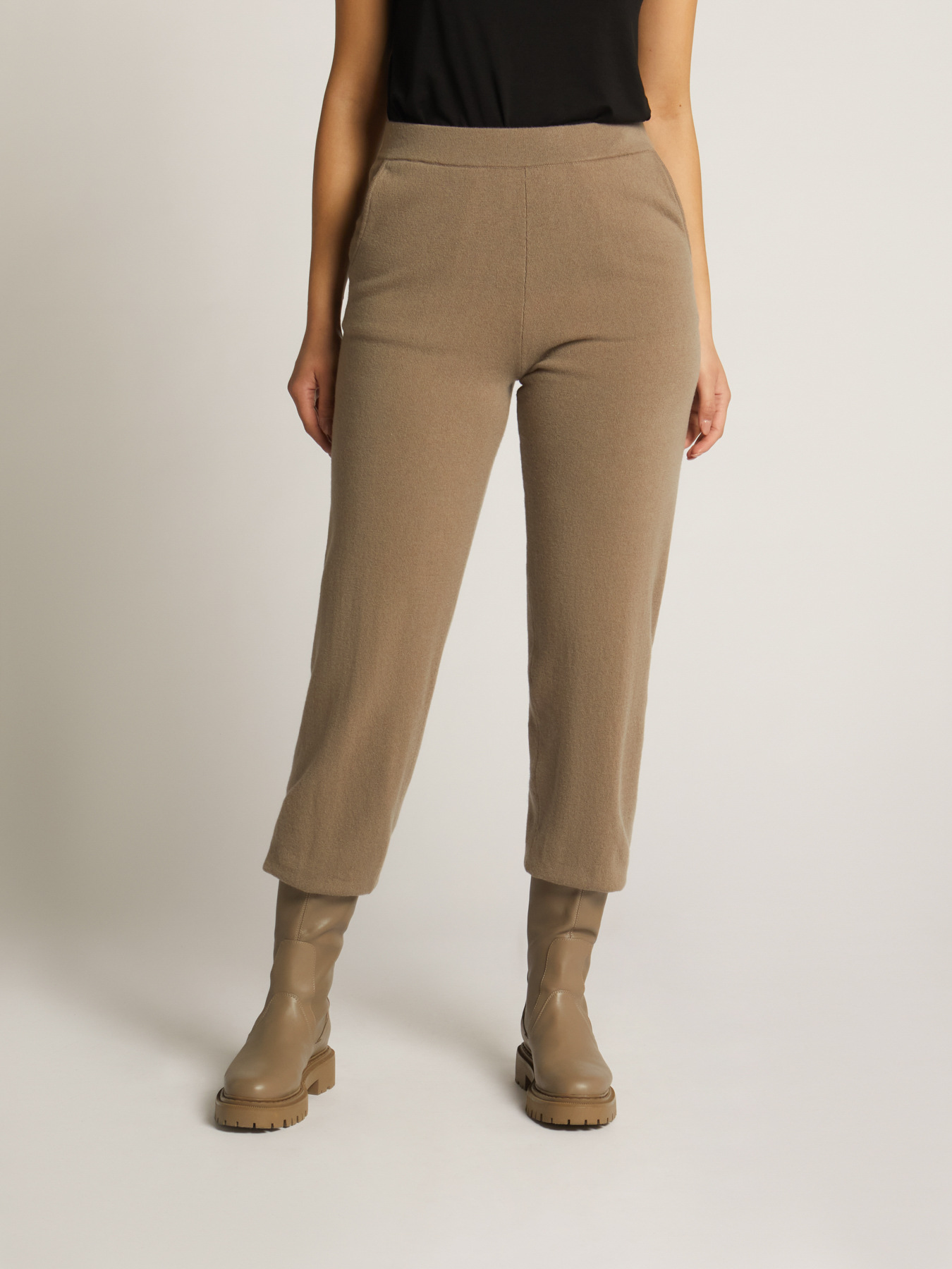 CAL&Ccedil;A EM MALHA EFEITO " FATO " EM L&Atilde; PURA CARDADA image number 3