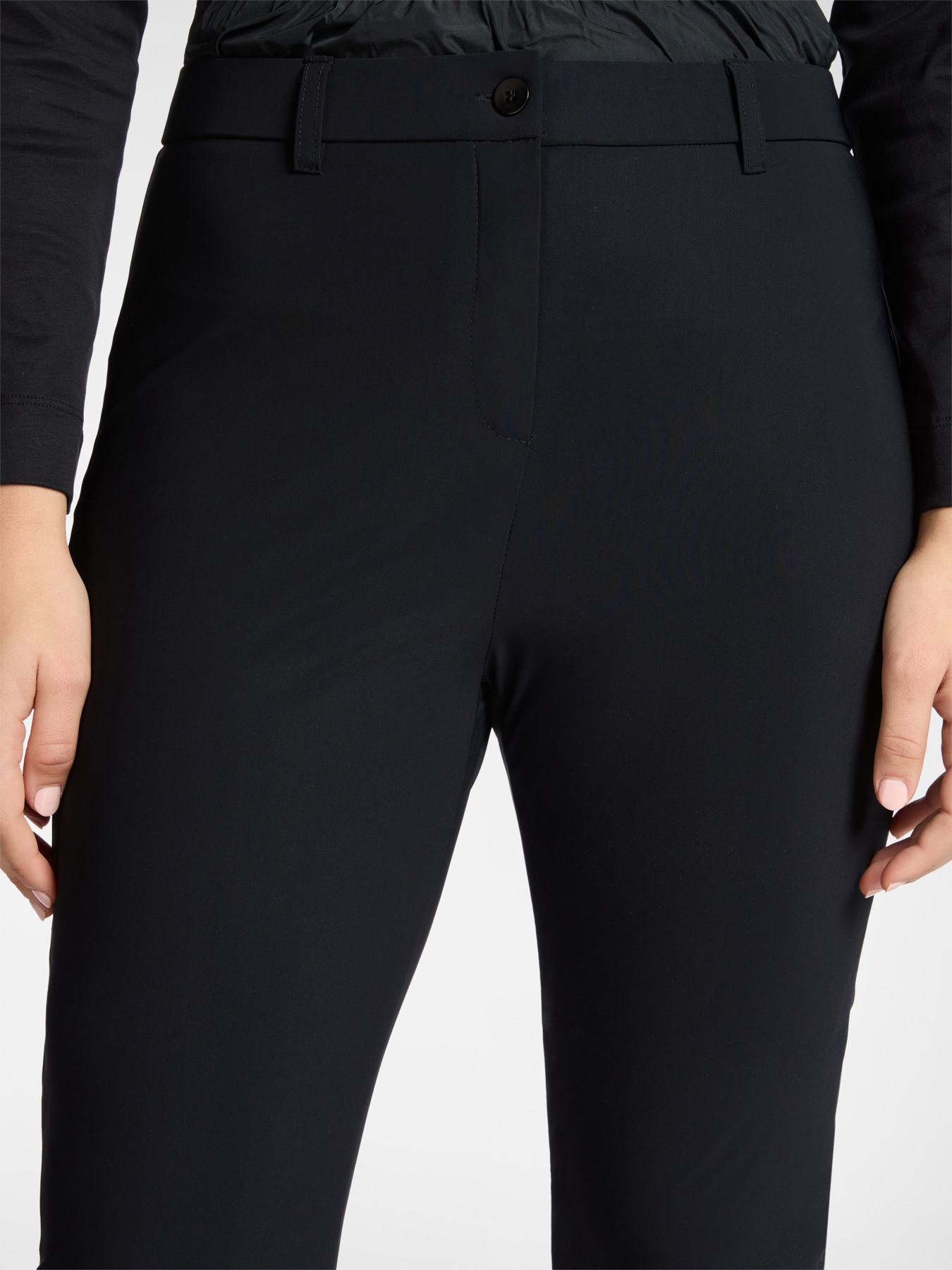 Chino pants in jersey image number 3