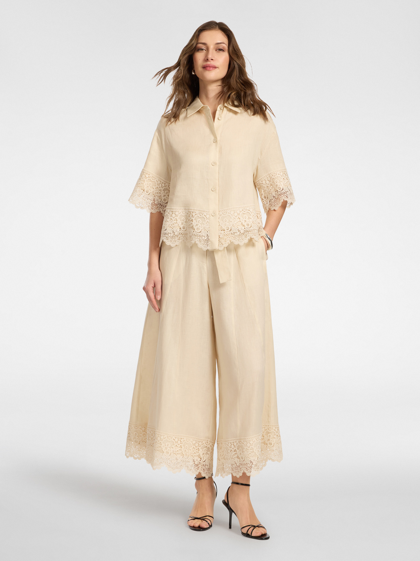 Cropped linen trousers with lace image number 0