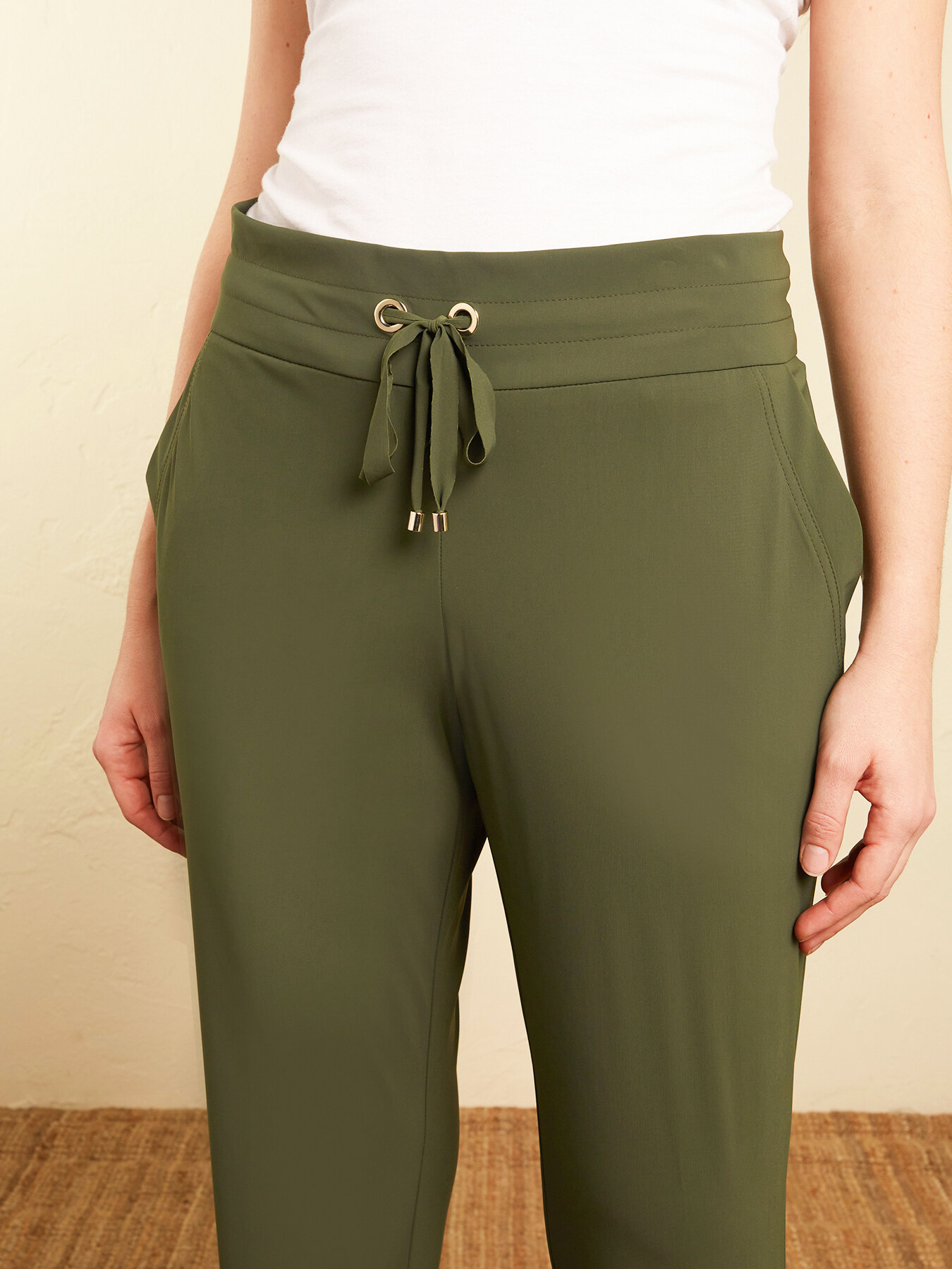 "SENSITIVE" FABRIC JOGGERS image number 3