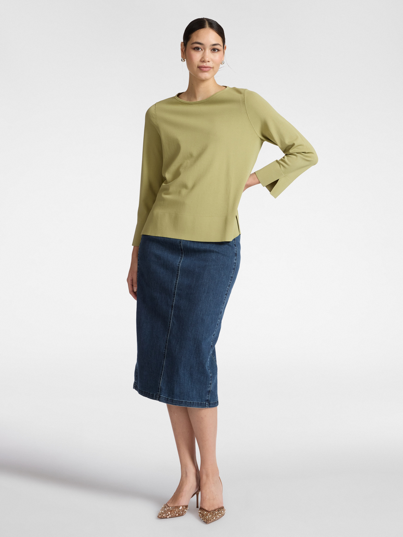 Plain dyed viscose blend top image number 2