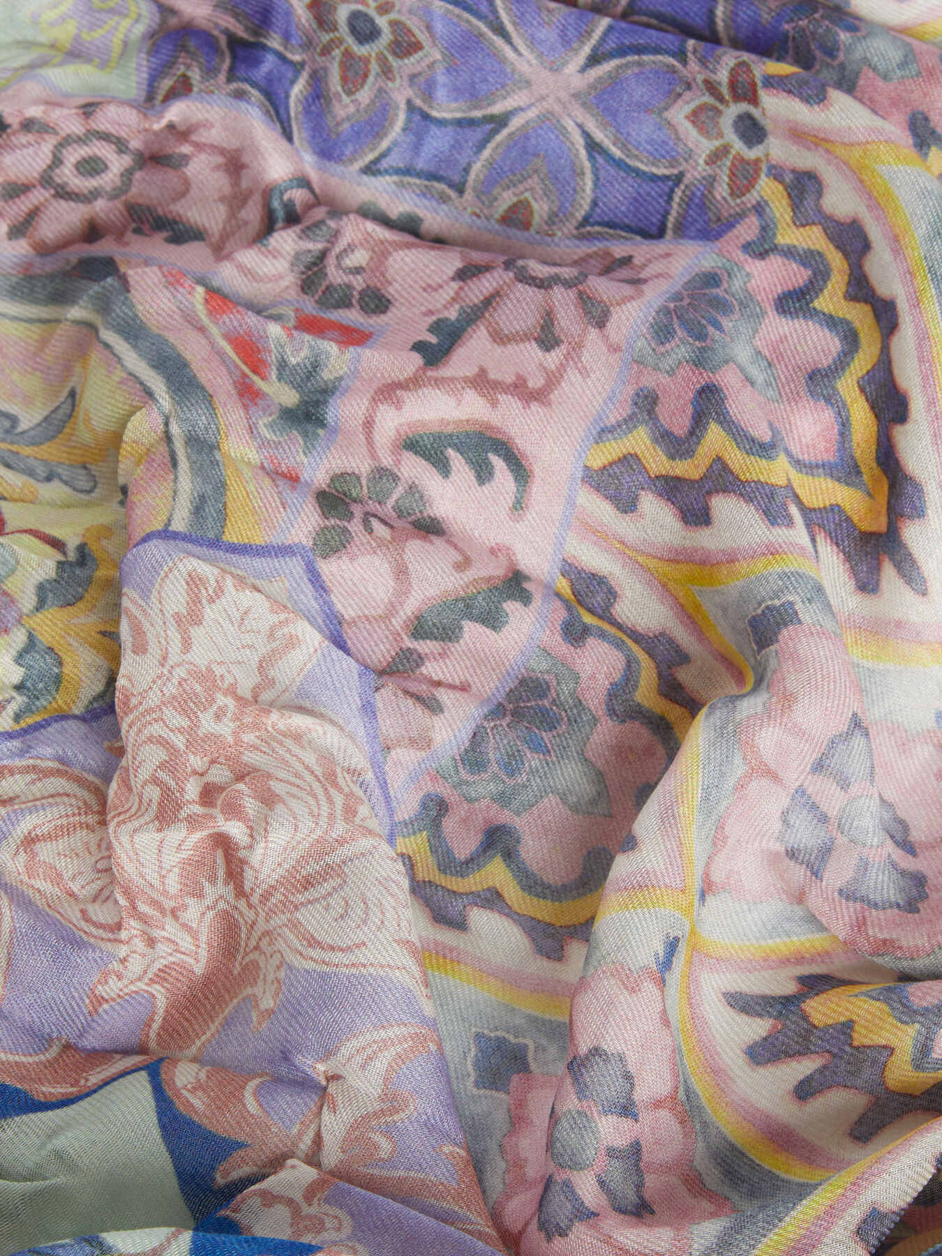 &Eacute;charpe en modal imprim&eacute; image number 1