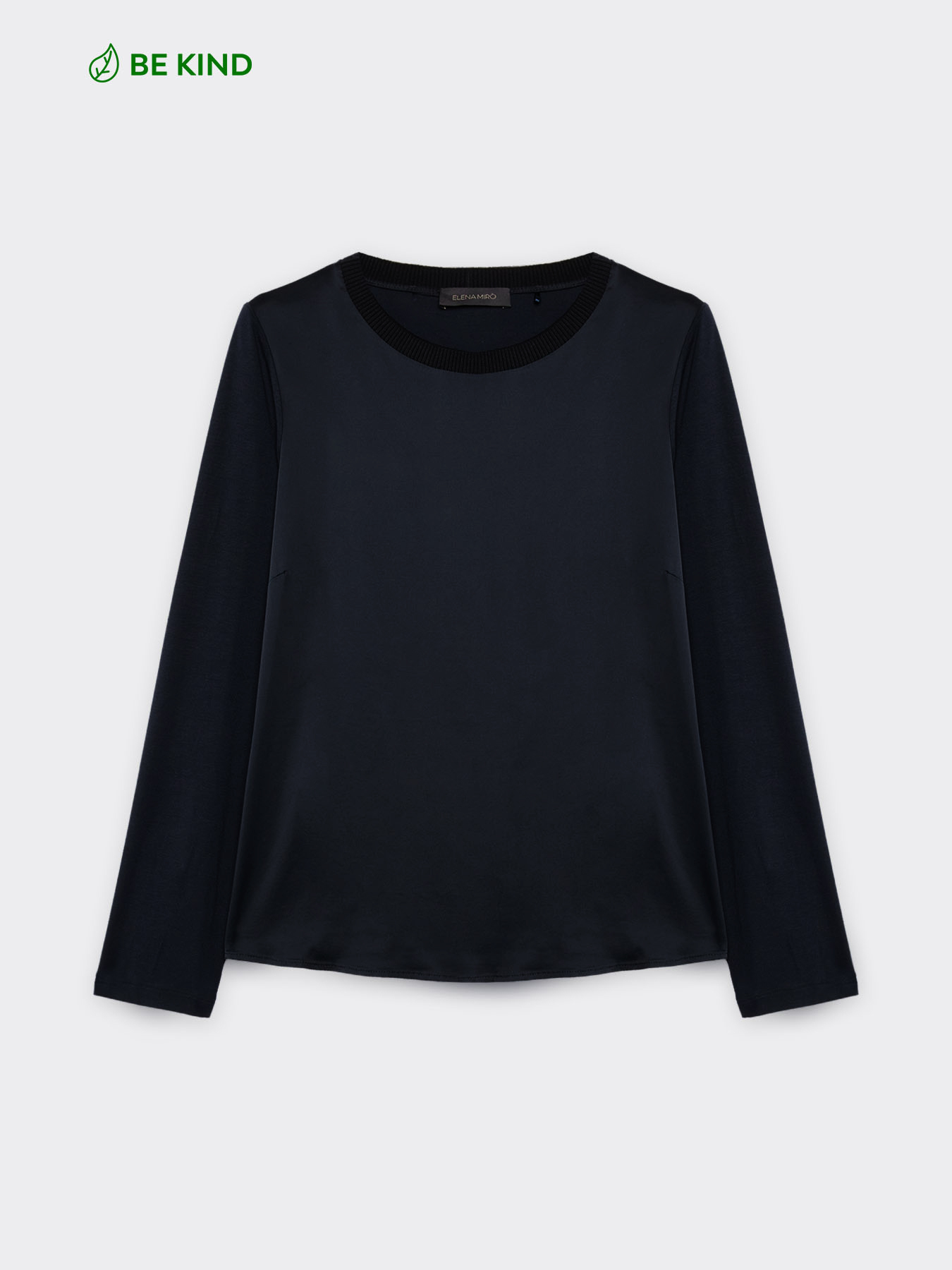 LENZING&trade; ECOVERO&trade; viscose t-shirt image number 4