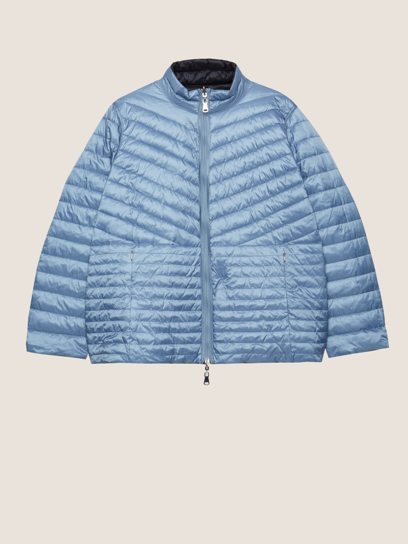 Plum&iacute;fero ligero acolchado image number 4