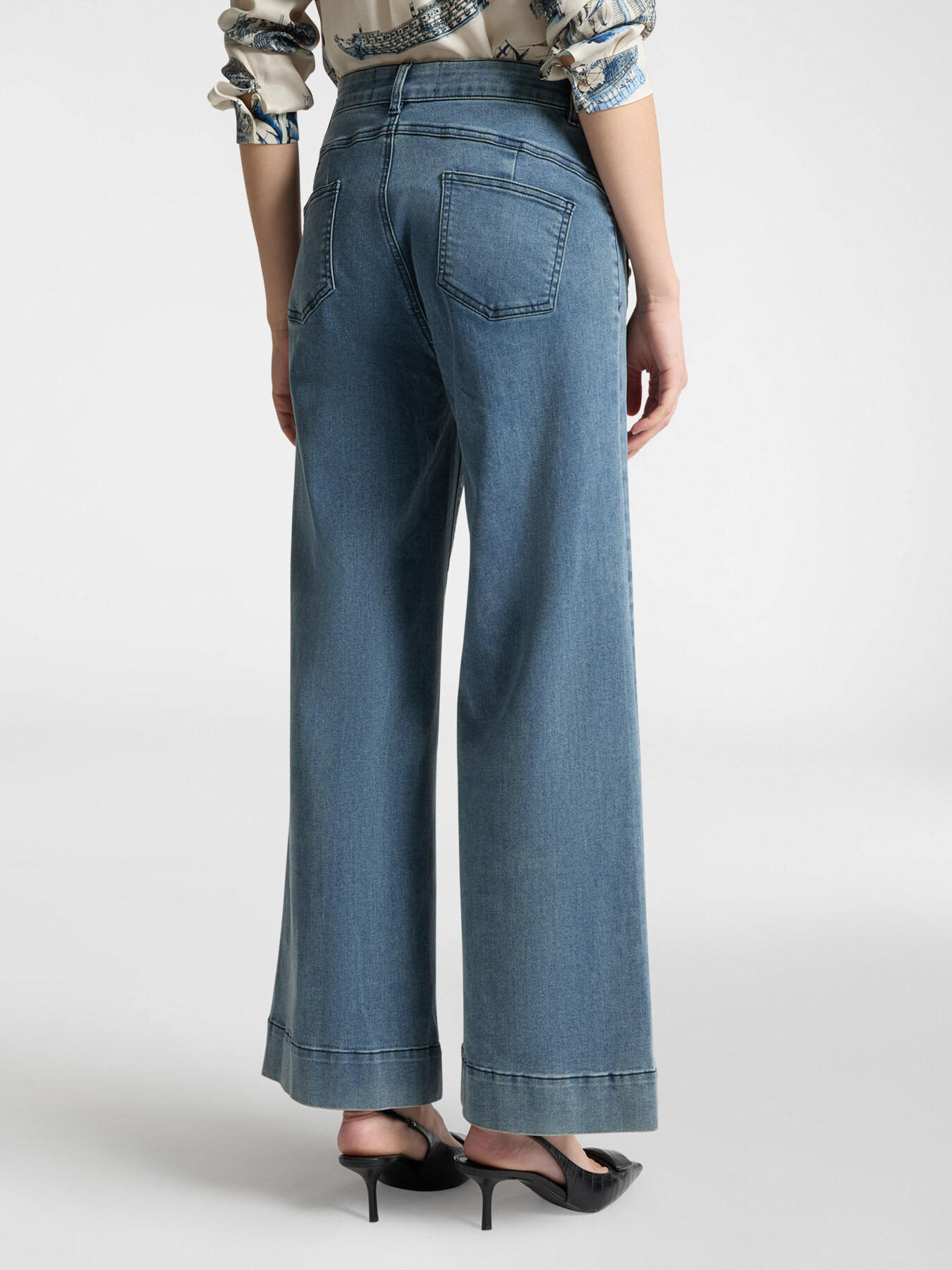 5-pocket sailor jeans, "Mary" image number 1