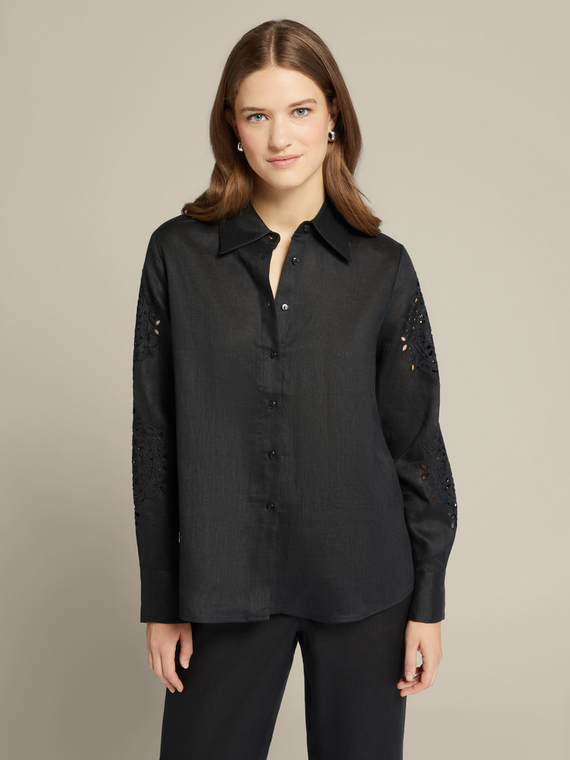 Linen shirt with embroidered sleeves