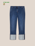 Jeans com aspecto de algodão sustentável image number 4