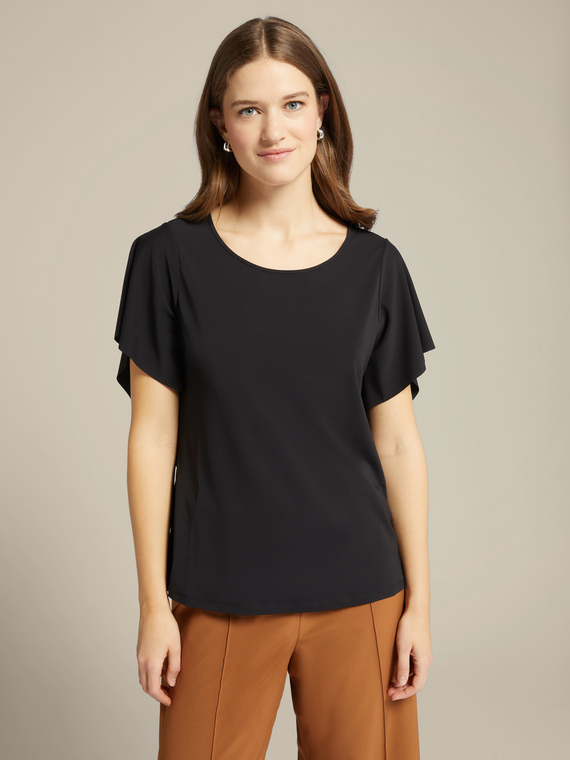 T-shirt with flounce sleeves