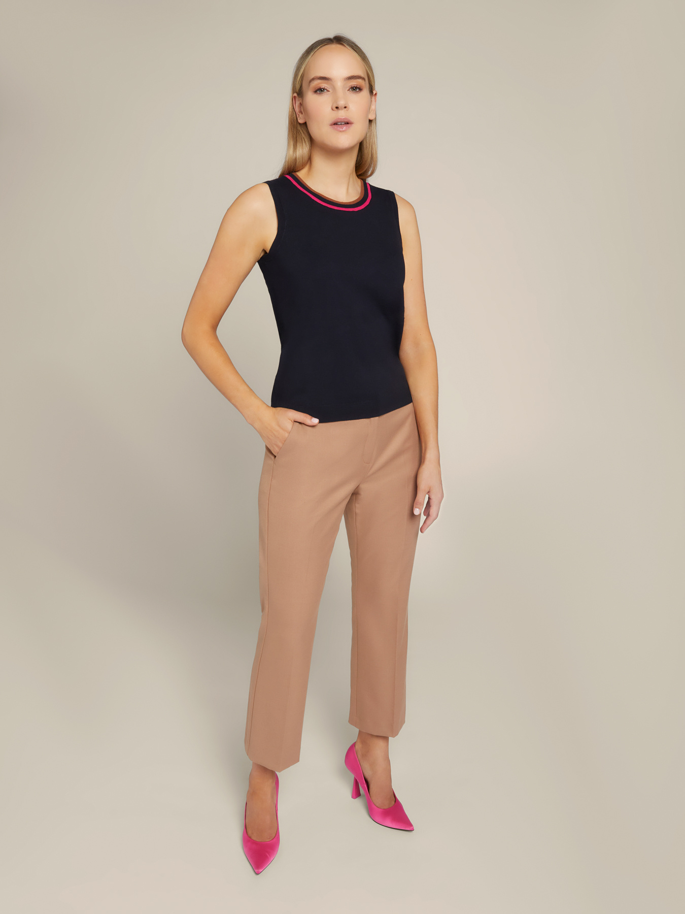 Top in maglia image number 0