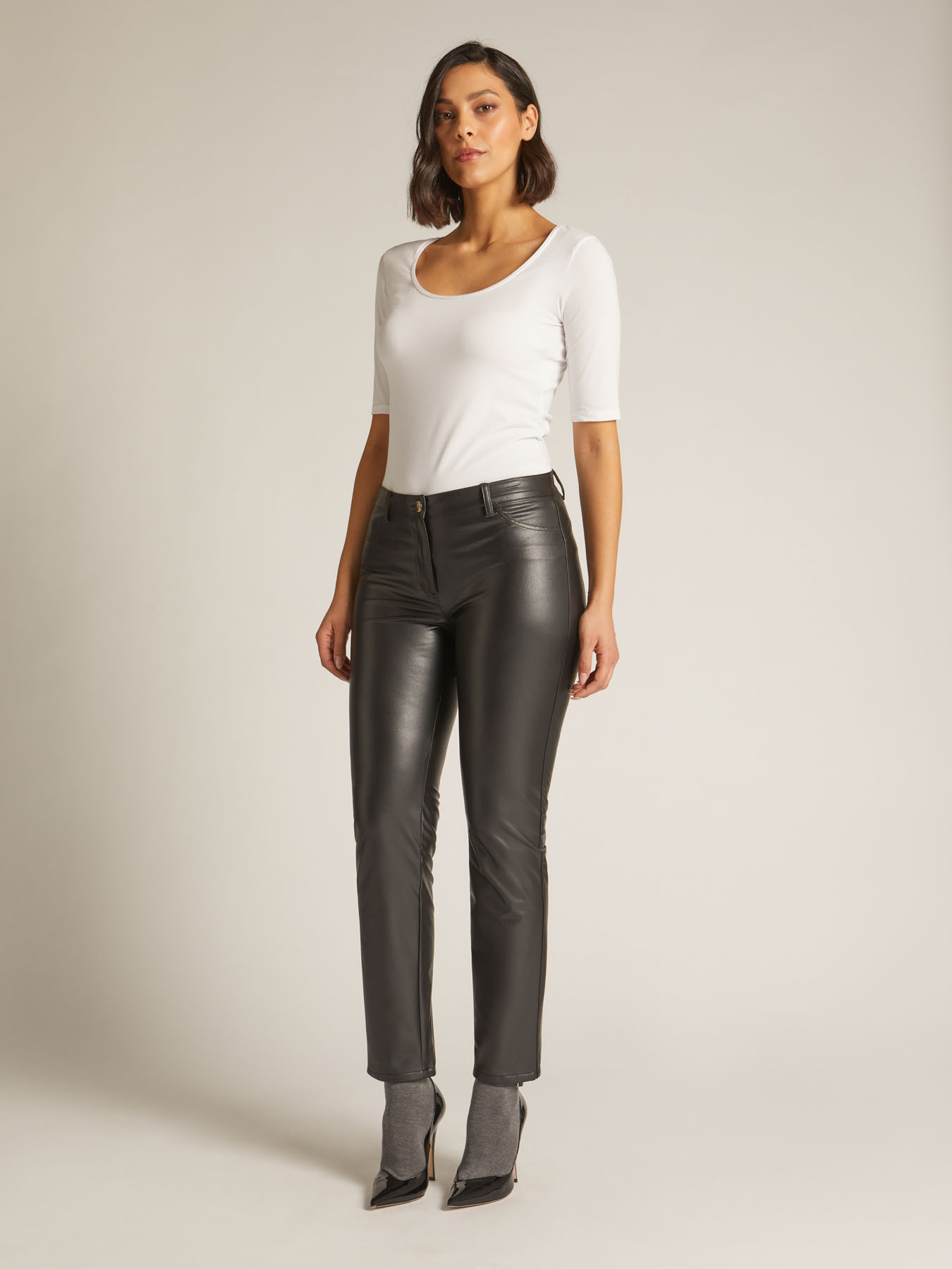 FAUX LEATHER TROUSERS image number 2