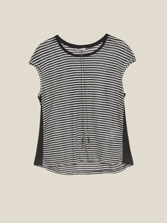 Elenamiro: T-shirt a righe con collana Preto_1