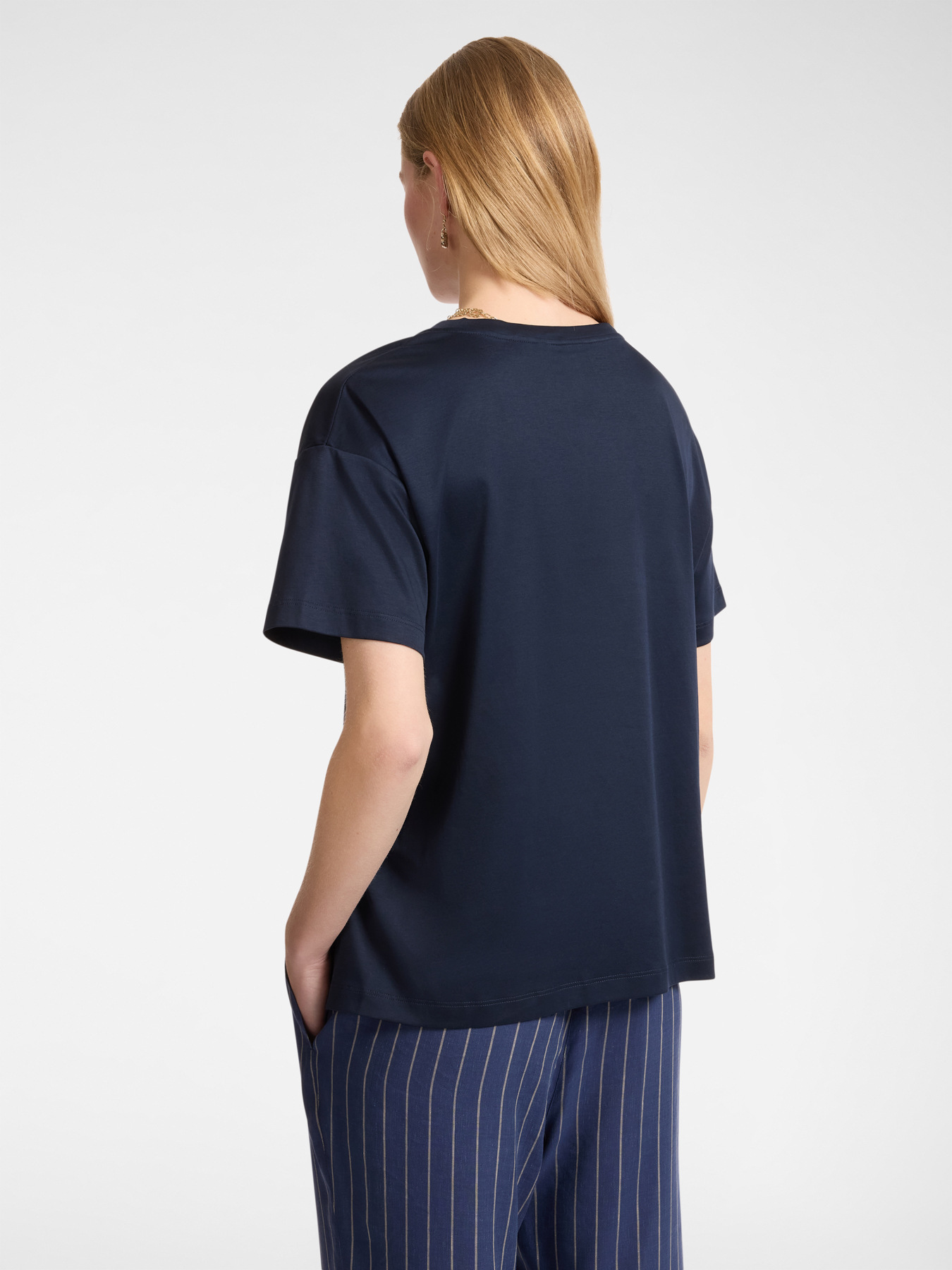 T-shirt with buttons on the slits image number 1