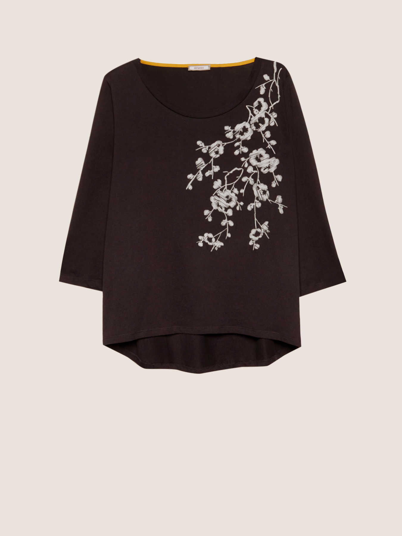 Camiseta floreada image number 3