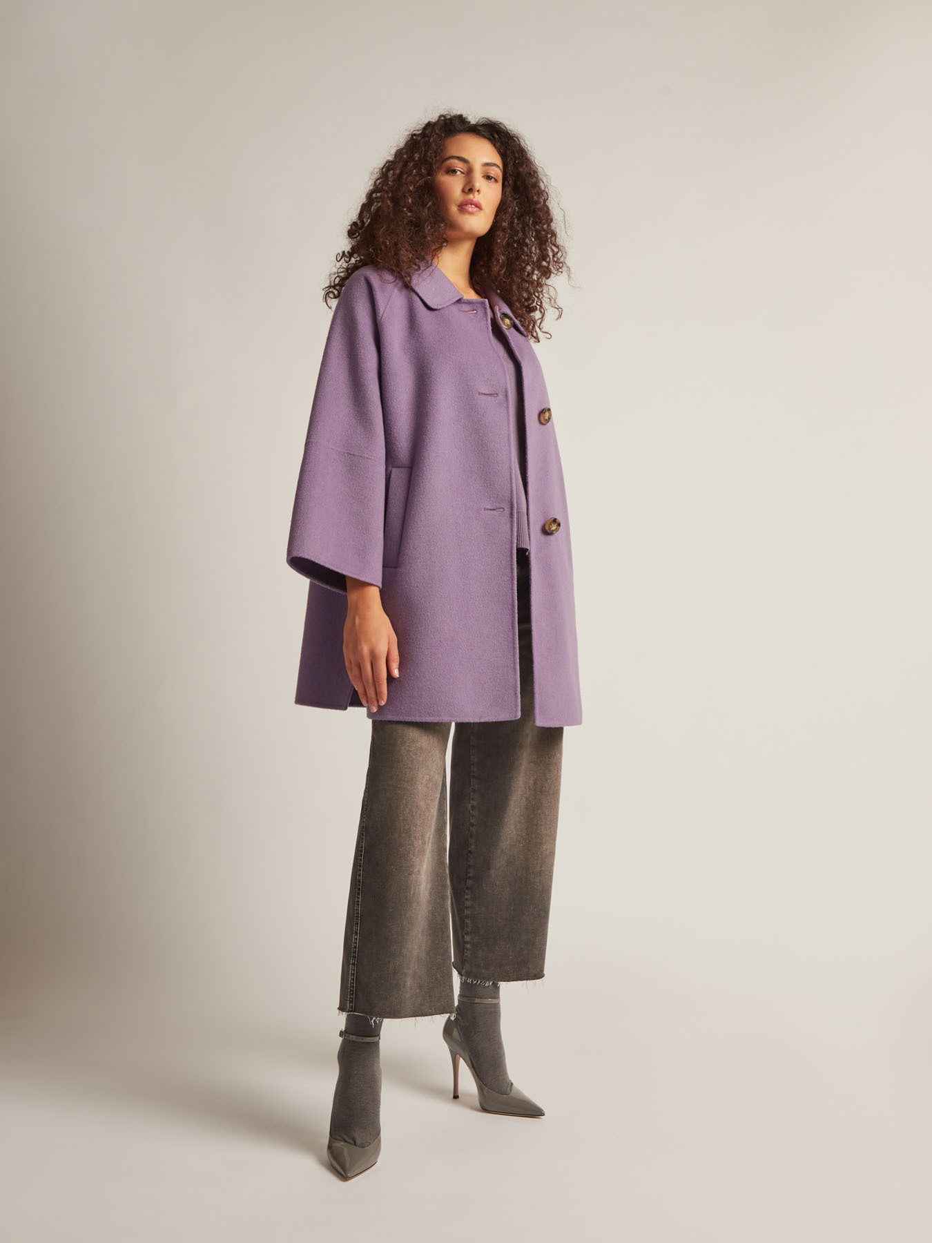 Double Mantel image number 2