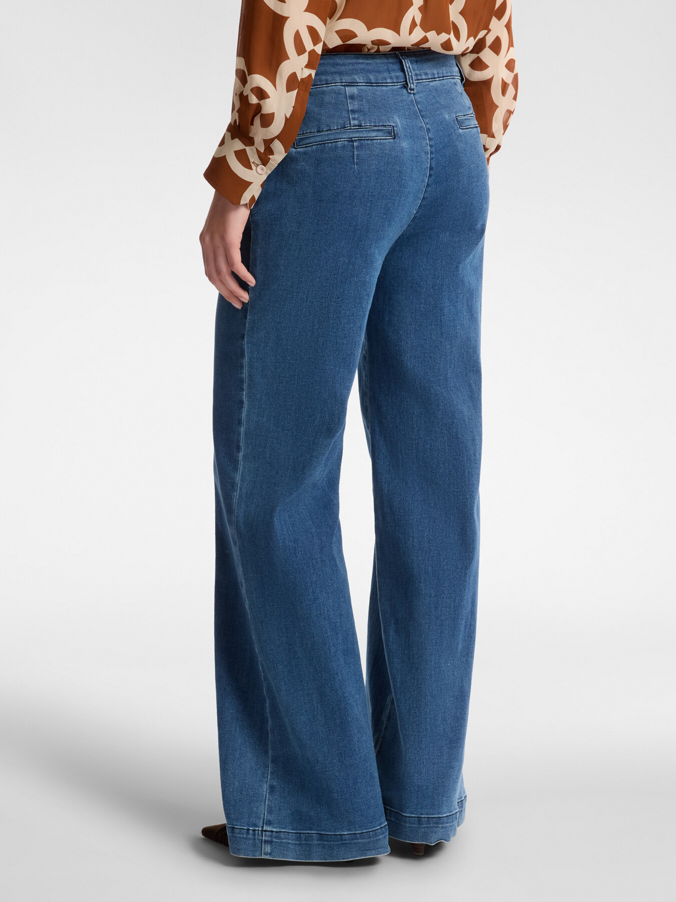 Jeans 5 Taschen mit weitem Bein, "Wanda" image number 1