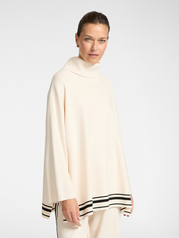 Oversize-Pullover mit gestreiftem Saum