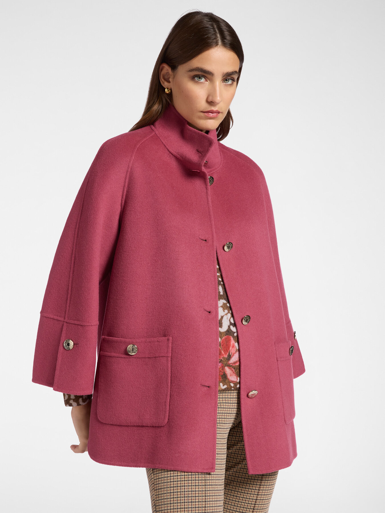 Short double-fabric coat image number 0