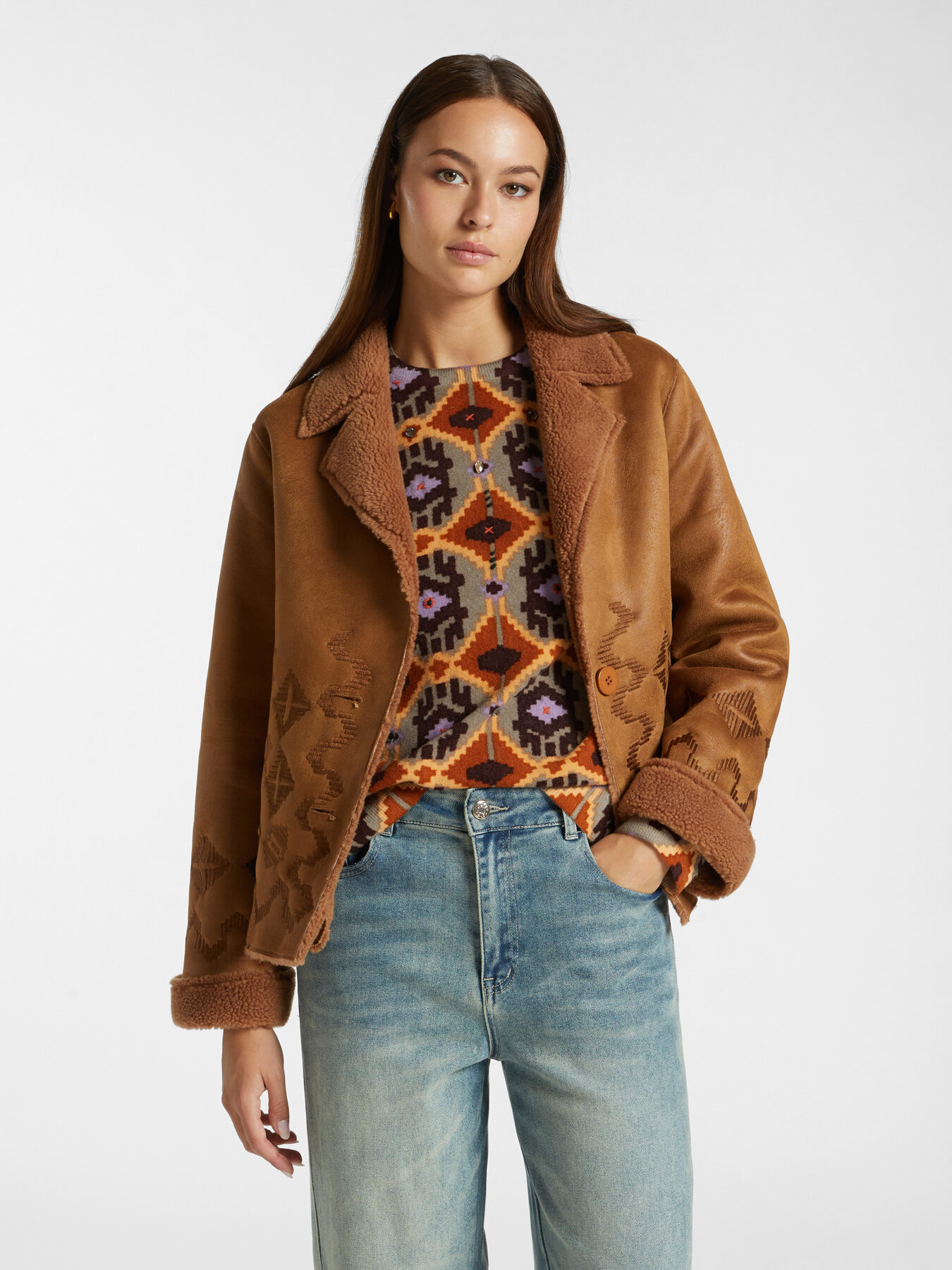 Short embroidered coat image number 0