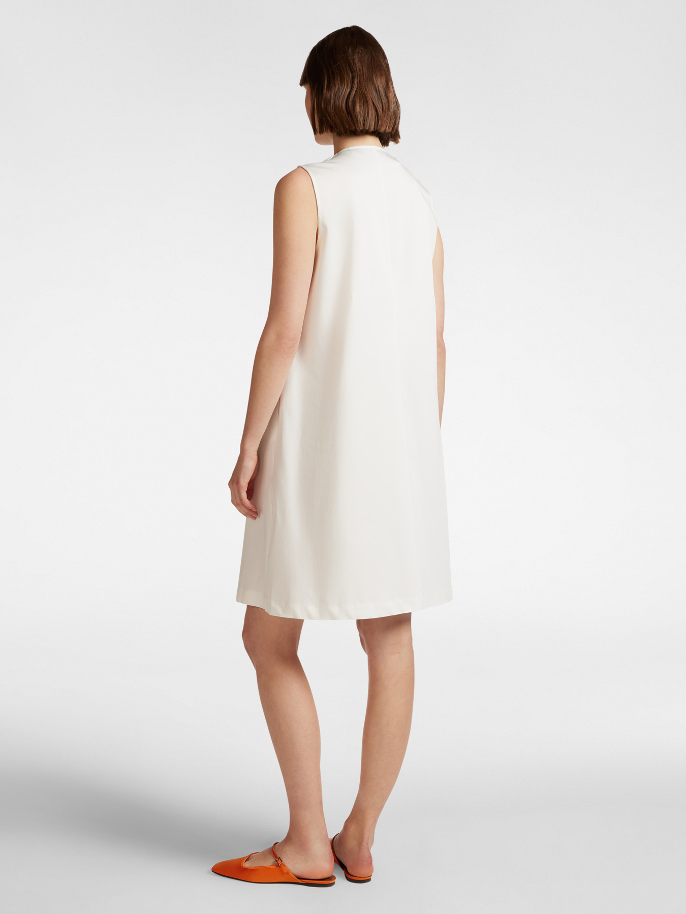 Kleid in A-Linie mit Kn&ouml;pfen an den Schultern image number 1