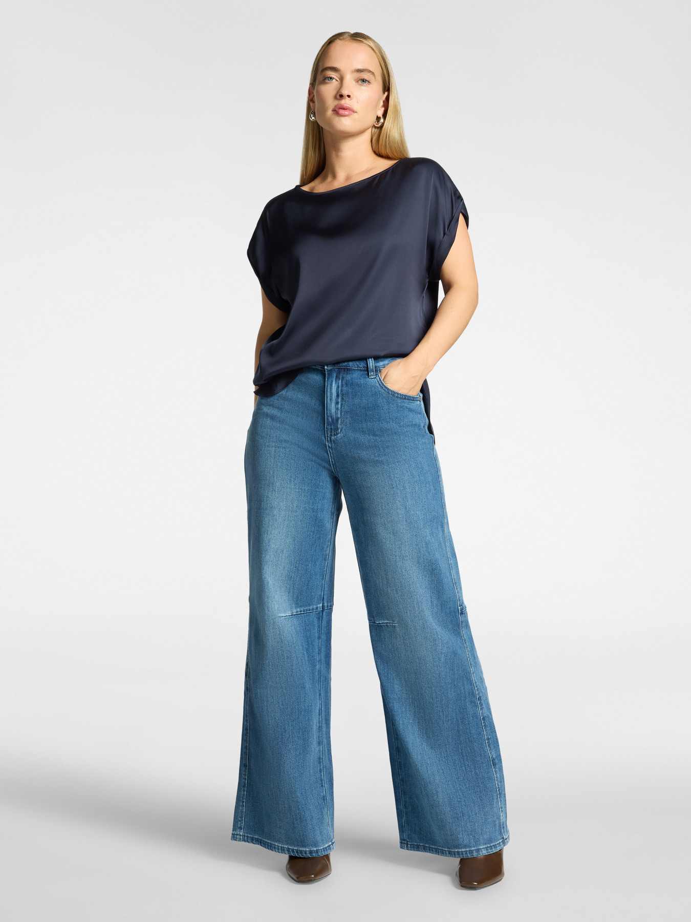 Satin blouse image number 3